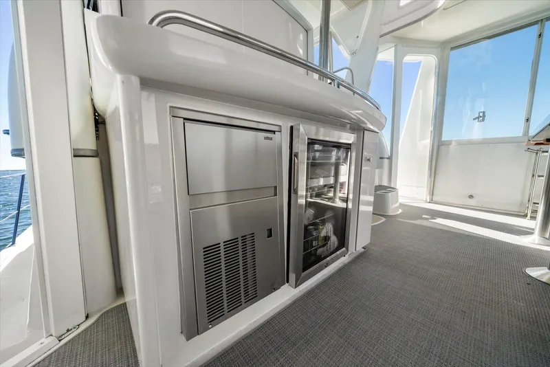 Slide: The Image of Carver Yachts 455 Aft Cabin Motor Yacht 1998 - 39