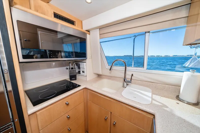 Slide: The Image of Carver Yachts 455 Aft Cabin Motor Yacht 1998 - 44