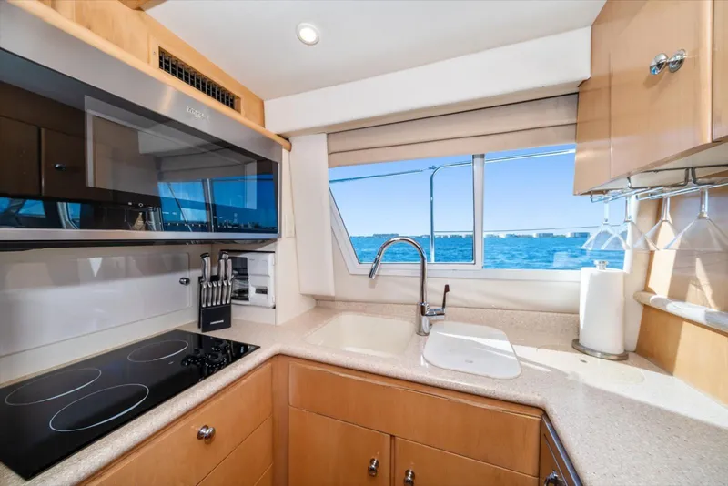 Slide: The Image of Carver Yachts 455 Aft Cabin Motor Yacht 1998 - 45