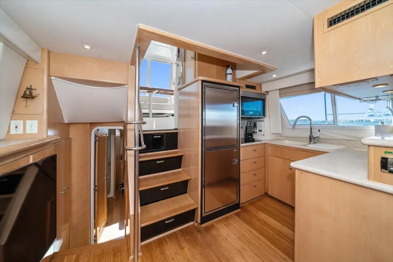 Slide: The Image of Carver Yachts 455 Aft Cabin Motor Yacht 1998 - 48