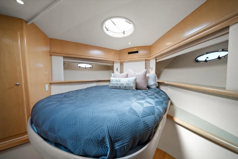 Slide: The Image of Carver Yachts 455 Aft Cabin Motor Yacht 1998 - 77