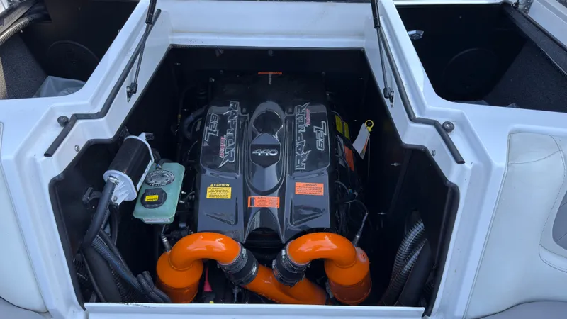 Slide: The Image of Tigé 23-ZX 2020 - 7