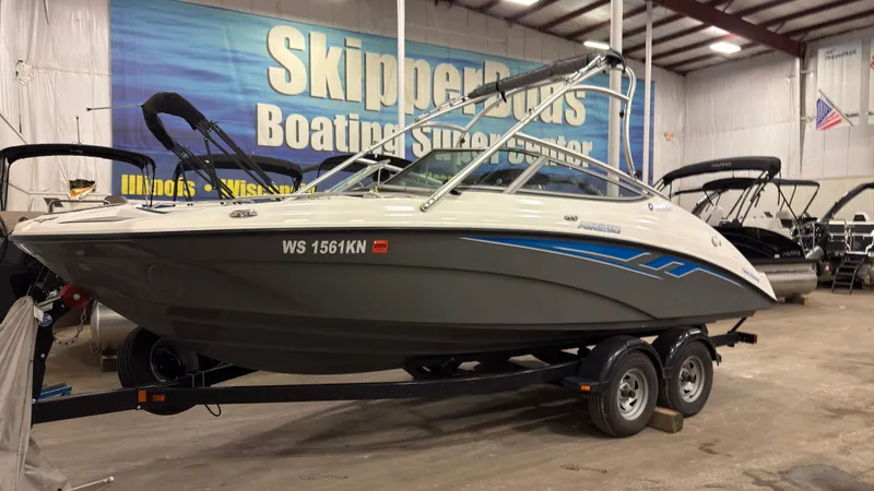 Slide: The Image of Yamaha AR210 2015 - 0