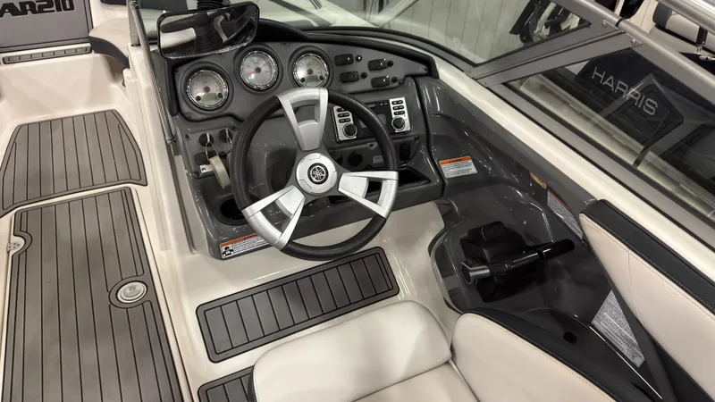 Slide: The Image of Yamaha AR210 2015 - 15