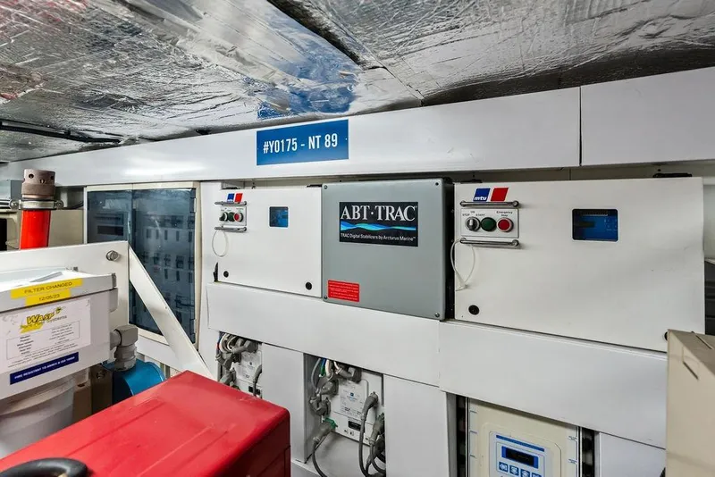 Slide: The Image of Engine room of 2012 Sunseeker 88 Yacht with ABT-TRAC stabilizer system. - 114