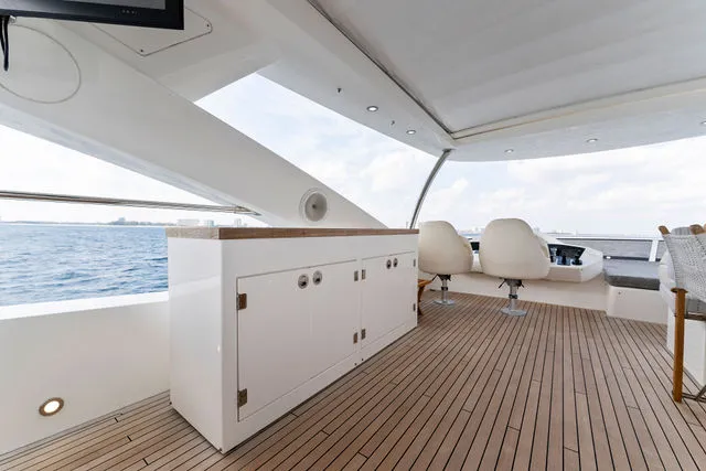 Slide: The Image of Sunseeker 88 Yacht 2012 - 124