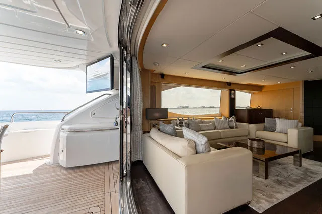 Slide: The Image of Sunseeker 88 Yacht 2012 - 129