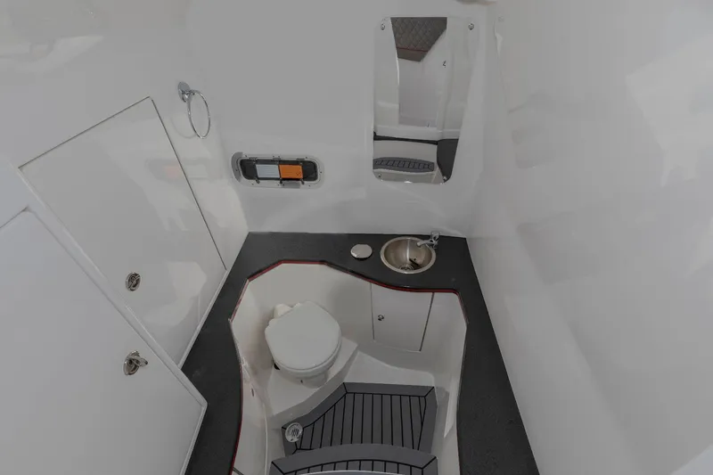 Slide: The Image of Intrepid 345 Nomad SE 2026 - 11