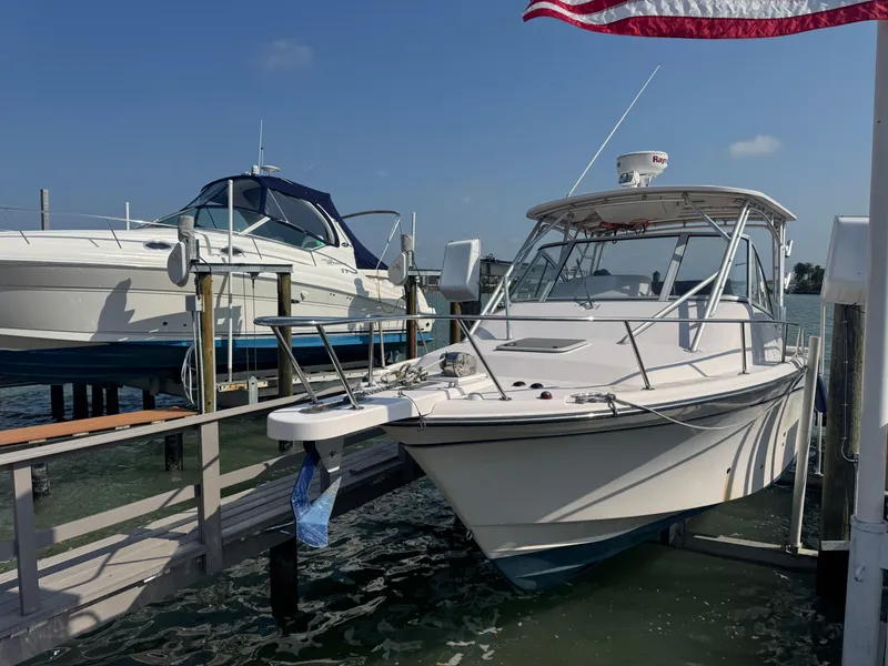 Slide: The Image of Grady-White Express 305 2007 - 2