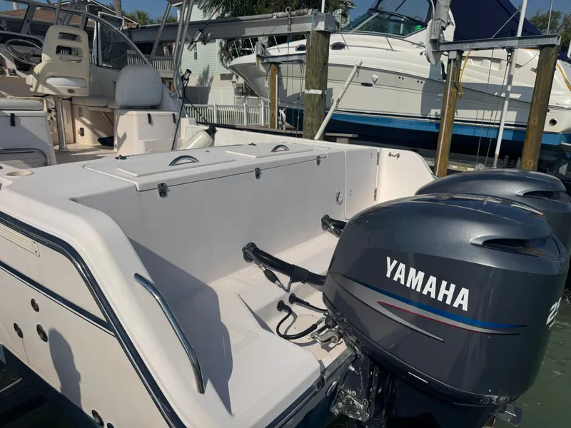 Slide: The Image of Grady-White Express 305 2007 - 6