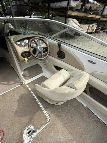 Slide: The Image of Chaparral 196 SSi 2002 - 9