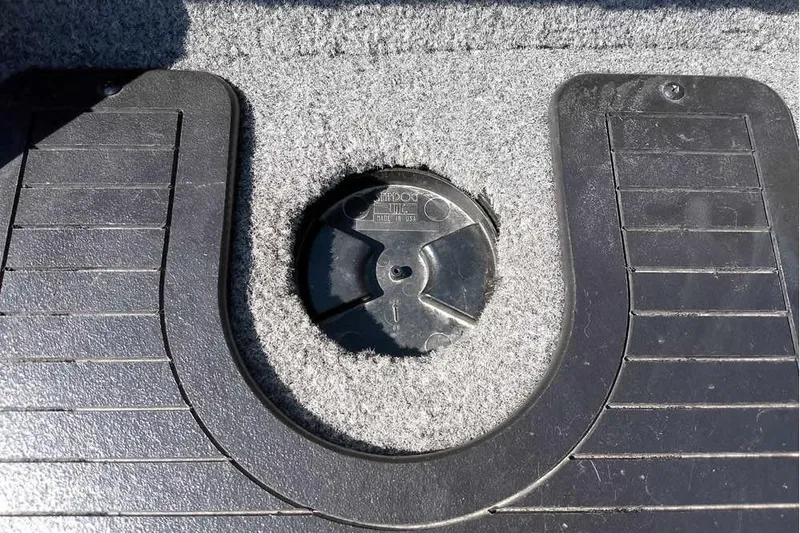 Slide: The Image of 2018 Tracker Targa V-18 Combo boat floor with circular hatch cover. - 45