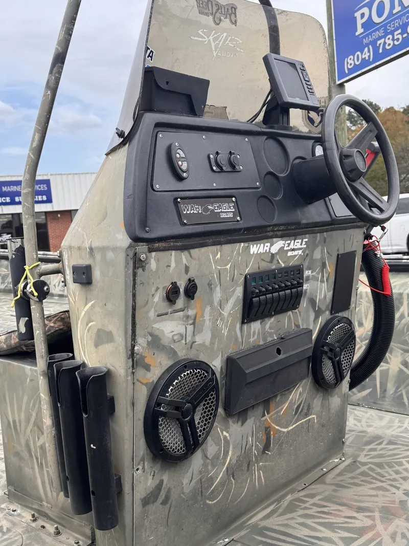 Slide: The Image of 2011 War Eagle 2072 Ducks Unlimited boat console with camouflage design. - 3