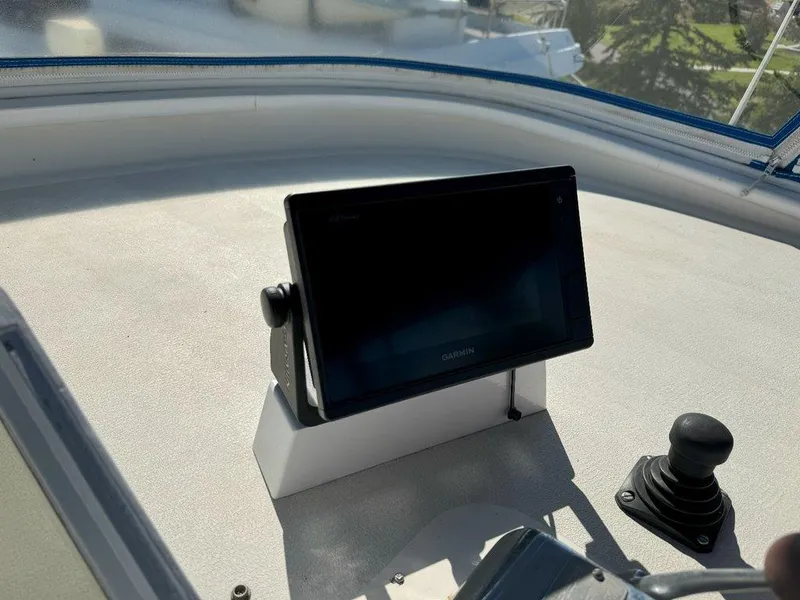 Slide: The Image of Control panel of 1980 Ocean Alexander 50 MK1 yacht with Garmin display. - 38