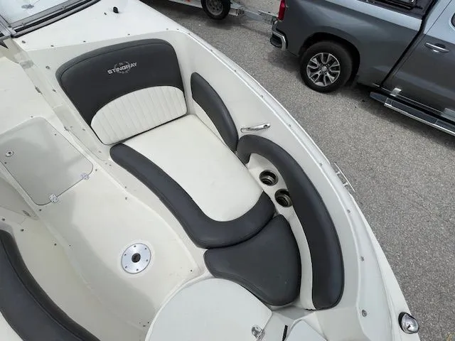 Slide: The Image of Stingray 214 LR 2016 - 8