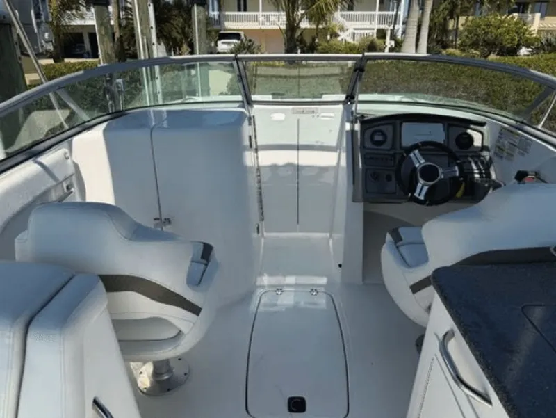 Slide: The Image of Hurricane Sundeck 2015 - 3