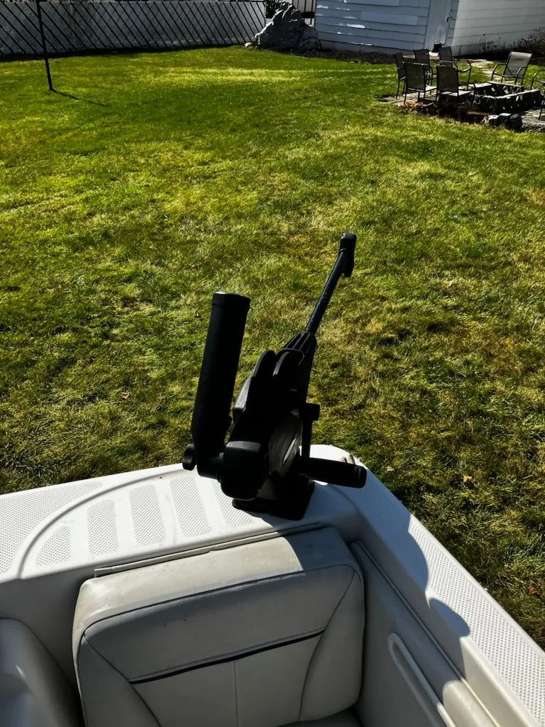 Slide: The Image of Bayliner Fish & Ski 194 SF 2006 - 6