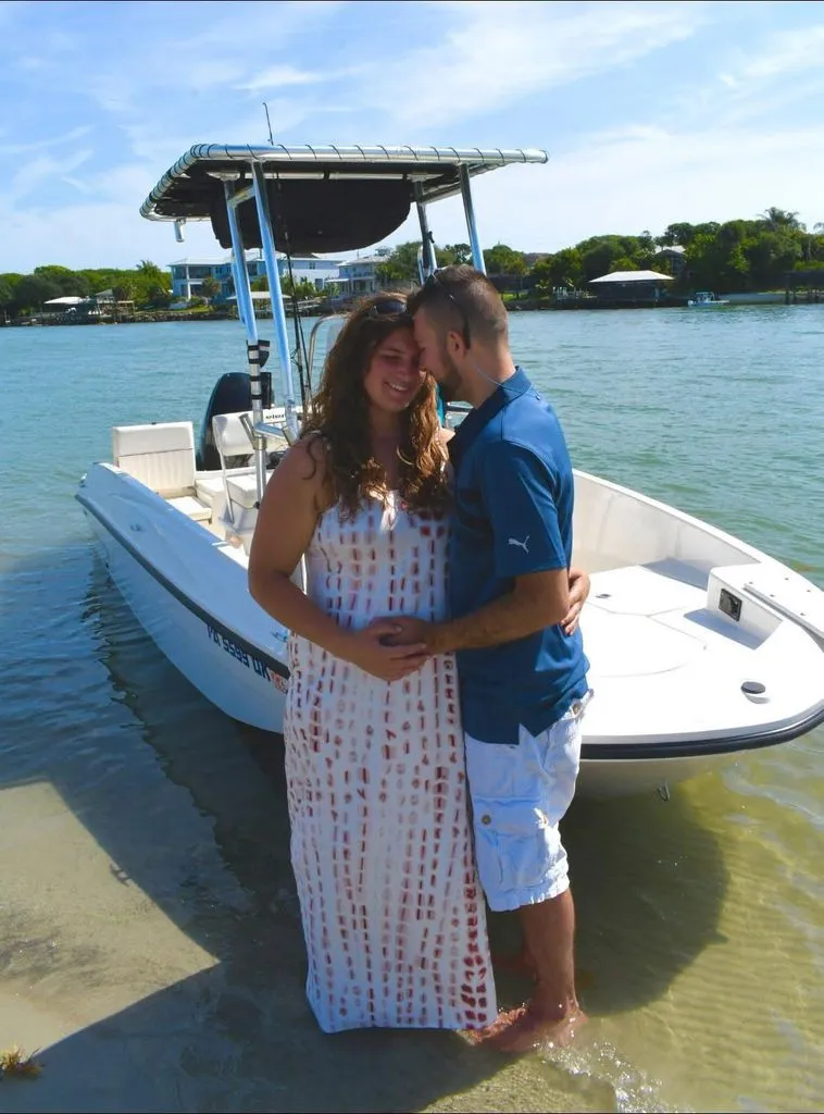 Slide: The Image of Bayliner Element F18 2019 - 6