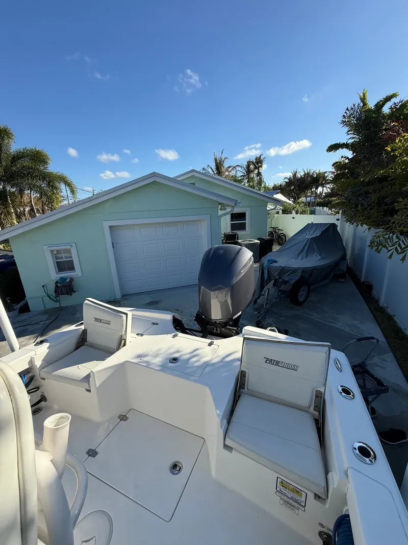 Slide: The Image of Pathfinder 2500 Hybrid 2017 - 13