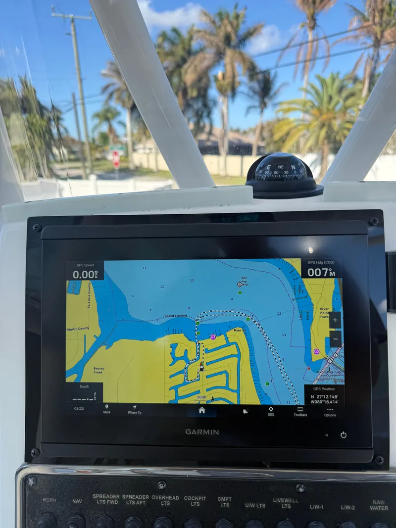 Slide: The Image of Pathfinder 2500 Hybrid 2017 - 9