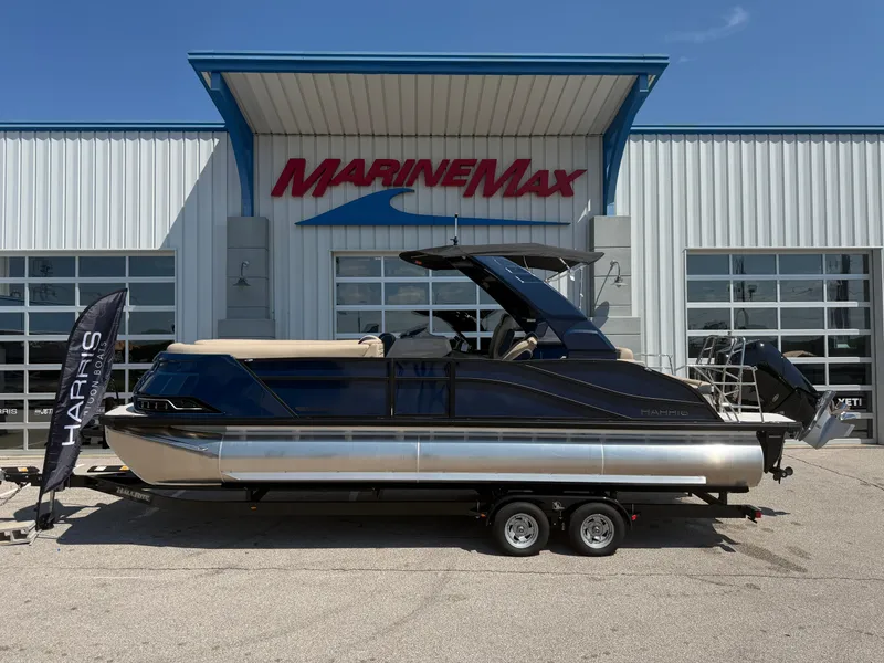 Slide: The Image of Harris Grand Mariner 250 2026 - 0