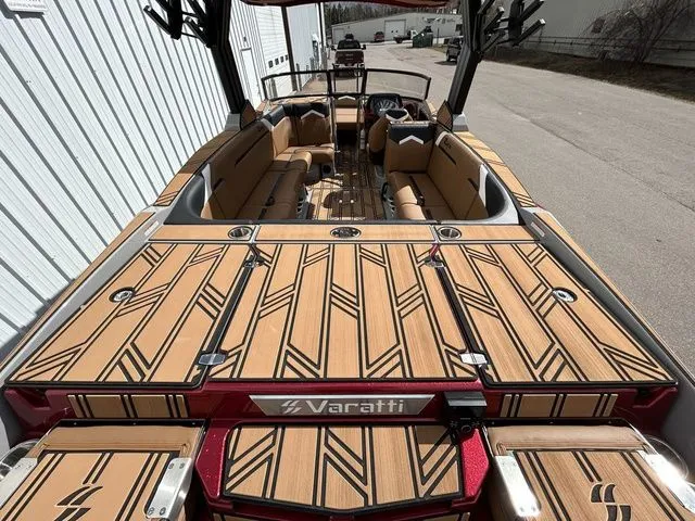 Slide: The Image of Varatti Z2474 2026 - 10