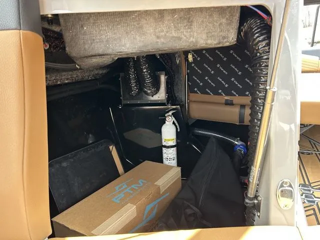 Slide: The Image of Varatti Z2474 2026 - 19