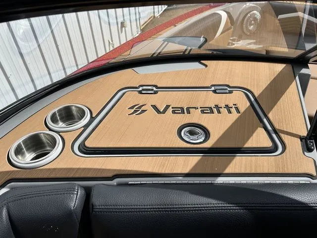 Slide: The Image of Varatti Z2474 2026 - 20