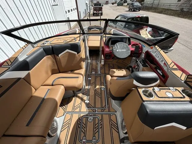 Slide: The Image of Varatti Z2474 2026 - 22