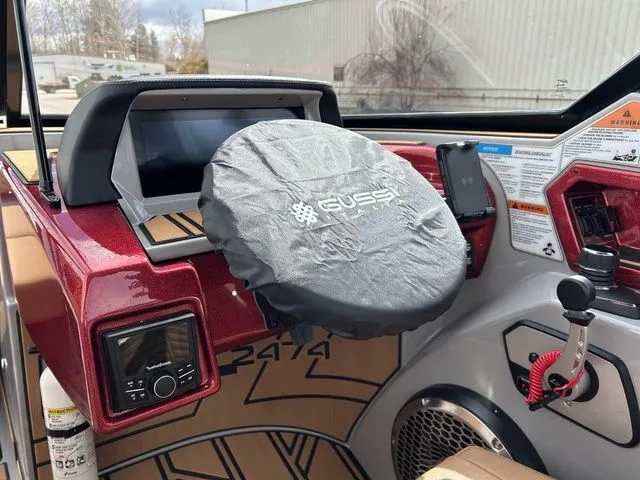 Slide: The Image of Varatti Z2474 2026 - 25