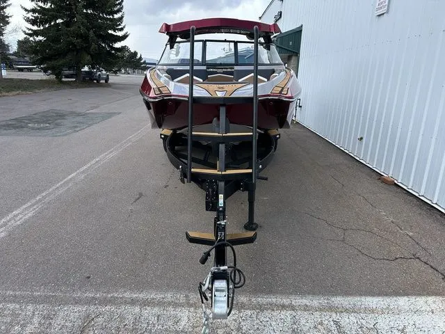 Slide: The Image of Varatti Z2474 2026 - 3