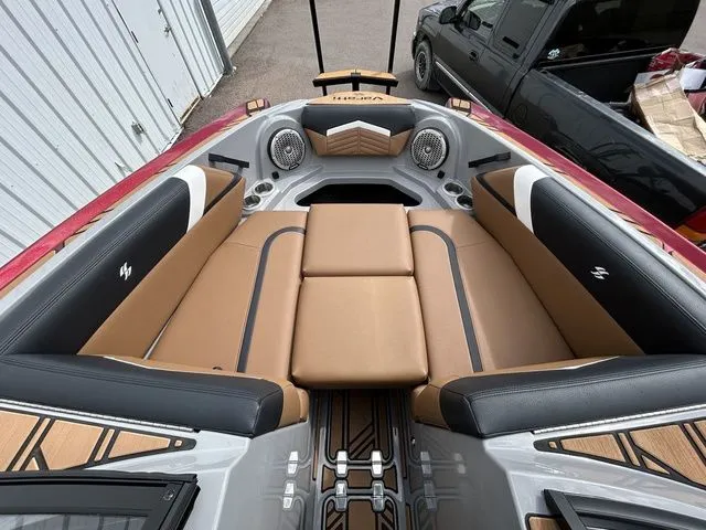 Slide: The Image of Varatti Z2474 2026 - 33