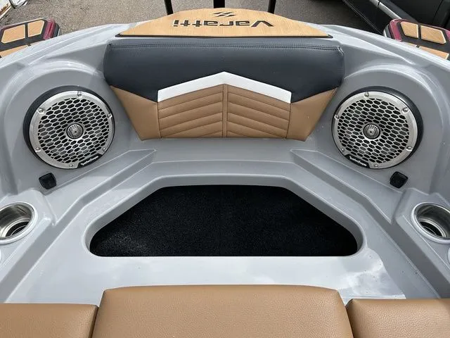 Slide: The Image of Varatti Z2474 2026 - 34