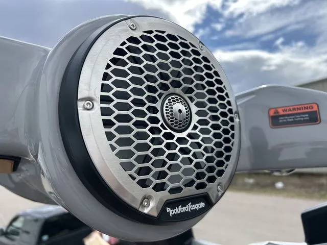 Slide: The Image of Varatti Z2474 2026 - 35