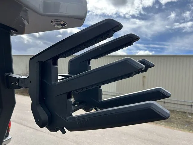 Slide: The Image of Varatti Z2474 2026 - 36