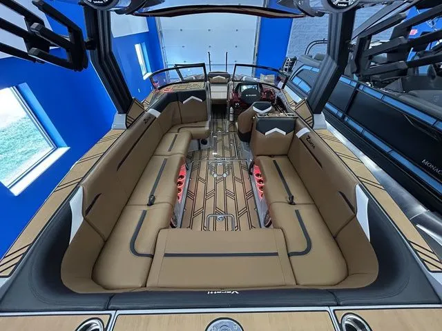 Slide: The Image of Varatti Z2474 2026 - 38