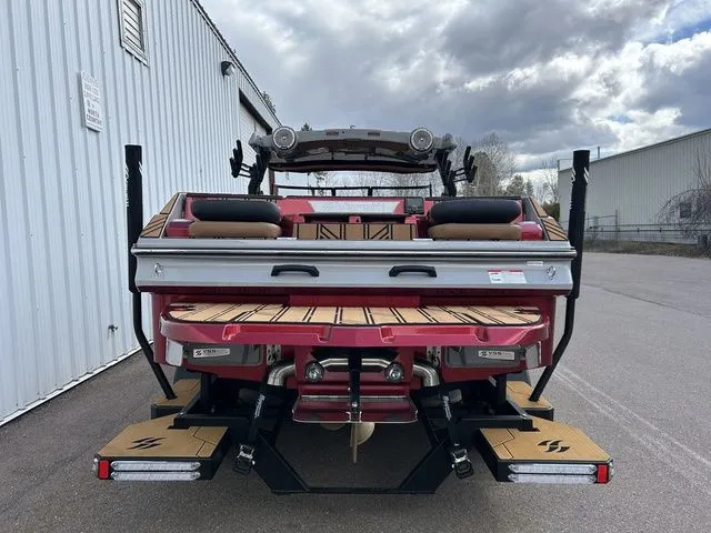 Slide: The Image of Varatti Z2474 2026 - 4