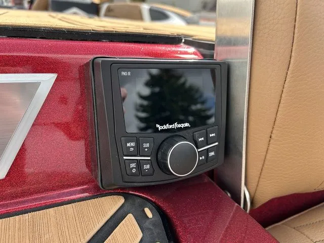 Slide: The Image of Varatti Z2474 2026 - 9