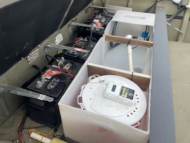 Slide: The Image of Lowe Roughneck 1760 Deluxe Tiller 2019 - 6