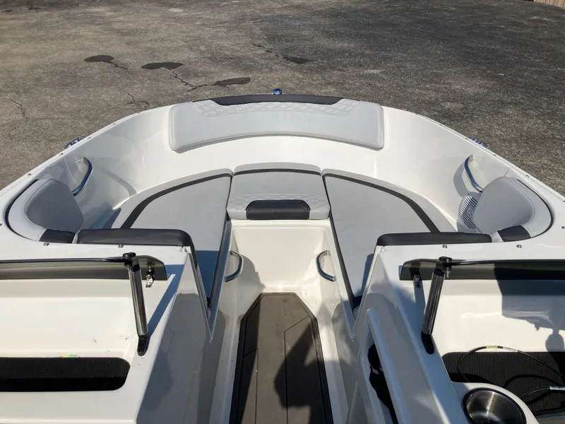 Slide: The Image of Interior view of the 2022 Bayliner Element M17 boat. - 15