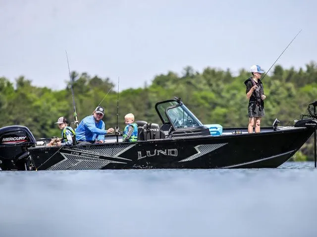 The Image of Lund 1775 Adventure Sport 2026 - 1