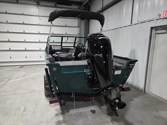 Slide: The Image of Lund 1775 Adventure Sport 2026 - 3