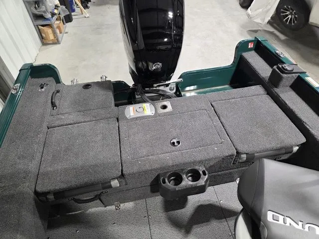 Slide: The Image of Lund 1775 Adventure Sport 2026 - 6