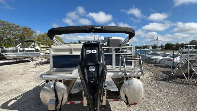 Slide: The Image of Sun Tracker Bass Buggy 16 XL Select 2026 - 3