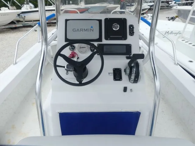 Slide: The Image of Twin Vee 22 BayCat 2012 - 5