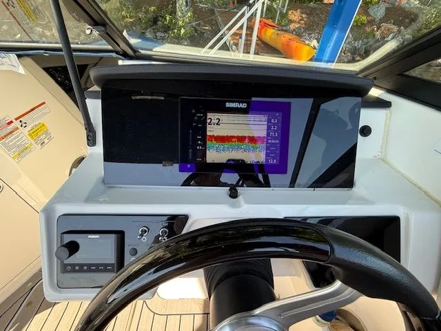 Slide: The Image of Sea Ray SPX 190 Outboard 2022 - 12