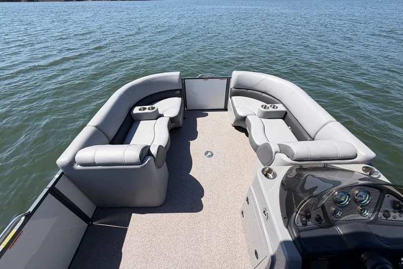 Slide: The Image of Veranda VR20L 2019 - 19