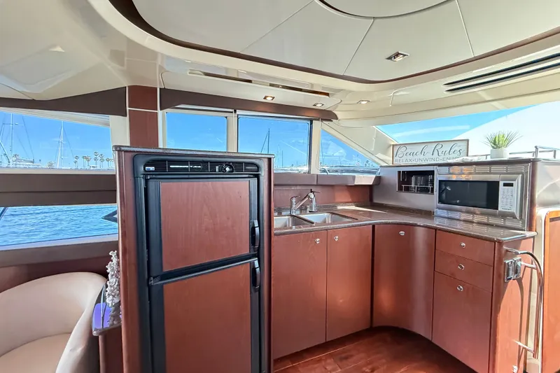 Slide: The Image of Meridian 441 Sedan 2014 - 19