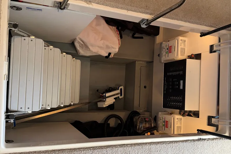 Slide: The Image of Meridian 441 Sedan 2014 - 56