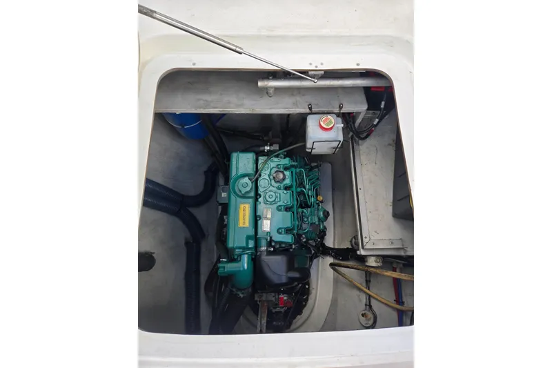 Slide: The Image of Engine compartment of 2018 Fountaine Pajot Helia 44 Evolution catamaran, showcasing marine engine. - 46